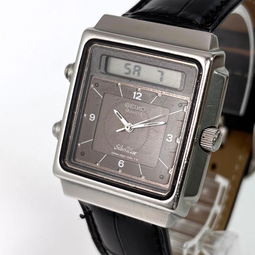Seiko SilverWave H557 Vintage Mens Quartz Analog Digital Alarm Chronograph Watch